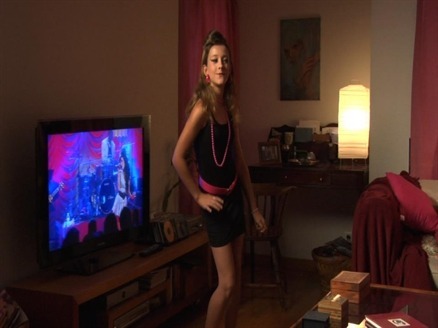 <span  class="uc_style_uc_tiles_grid_image_elementor_uc_items_attribute_title" style="color:#ffffff;">Ana Paula Rocha - Cinema - Espelho Lento - Junho 2009 - 003</span>
